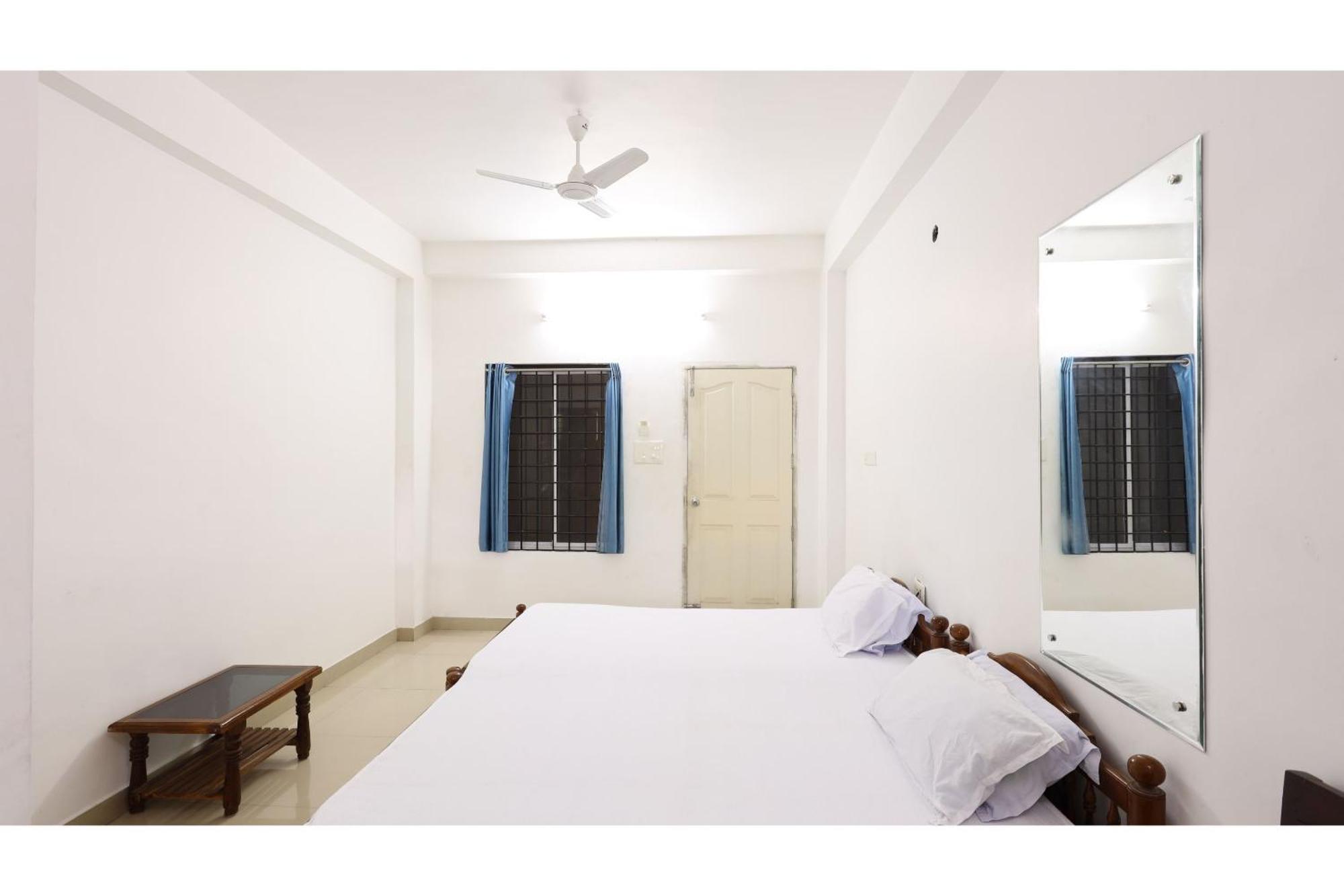 Collection O Ar Square Hotel Thrissur Eksteriør billede